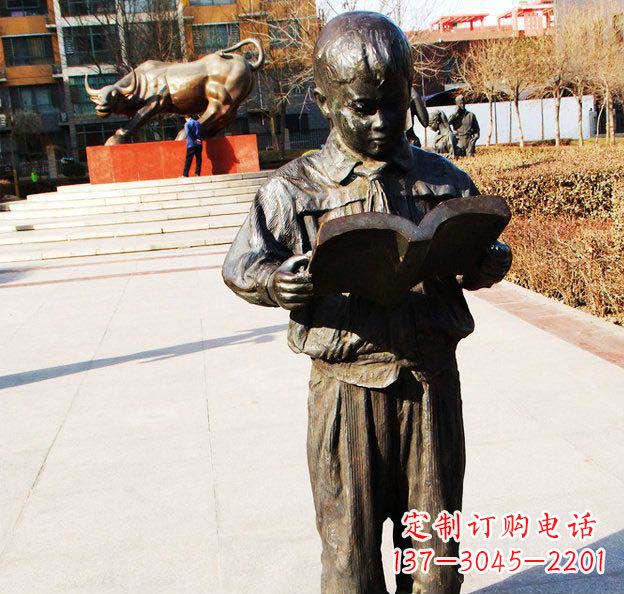 甘肃校园看书的小学生人物铜雕