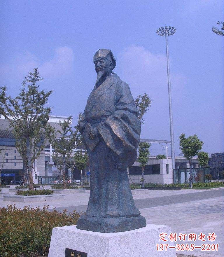 甘肃校园陆游名人铜雕