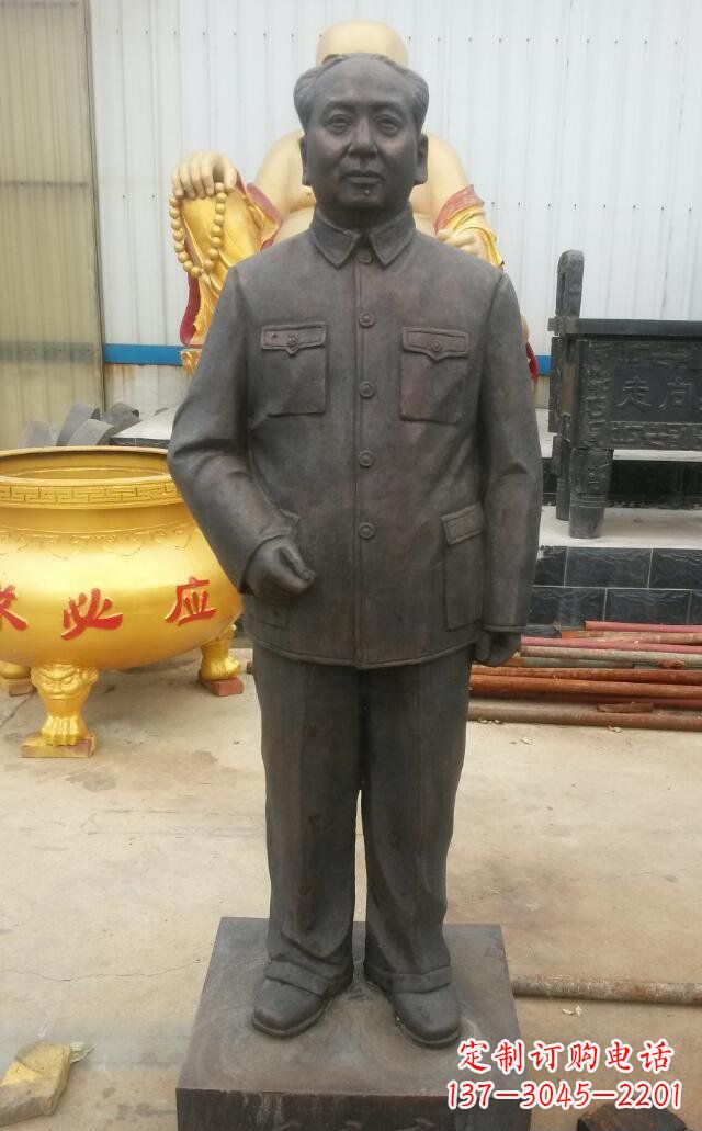 甘肃校园毛主席伟人铜雕