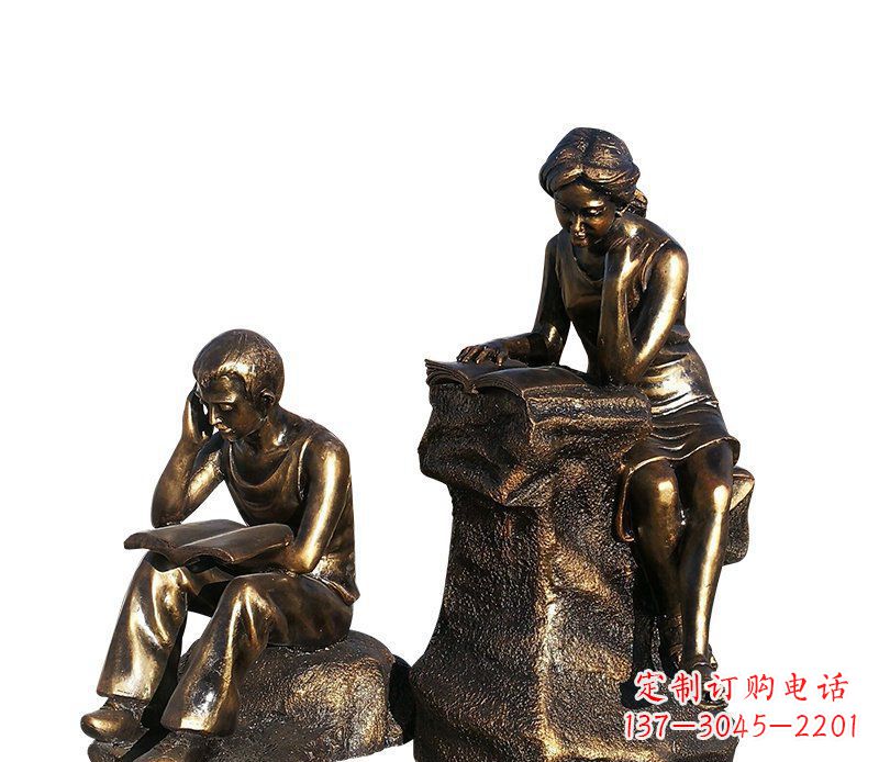 甘肃校园铸铜学生看书人物雕塑