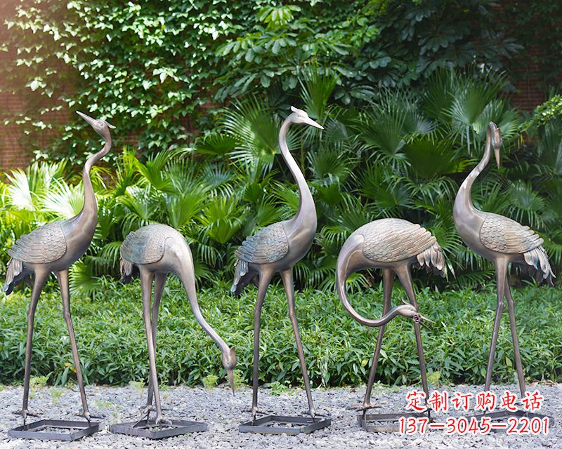 甘肃写意仙鹤雕塑