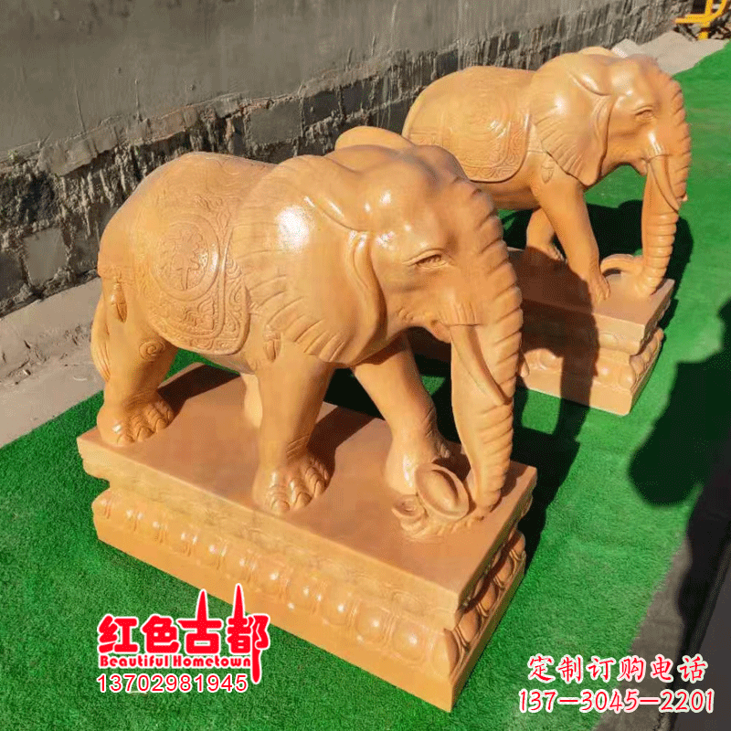 甘肃银行门口的石雕大象