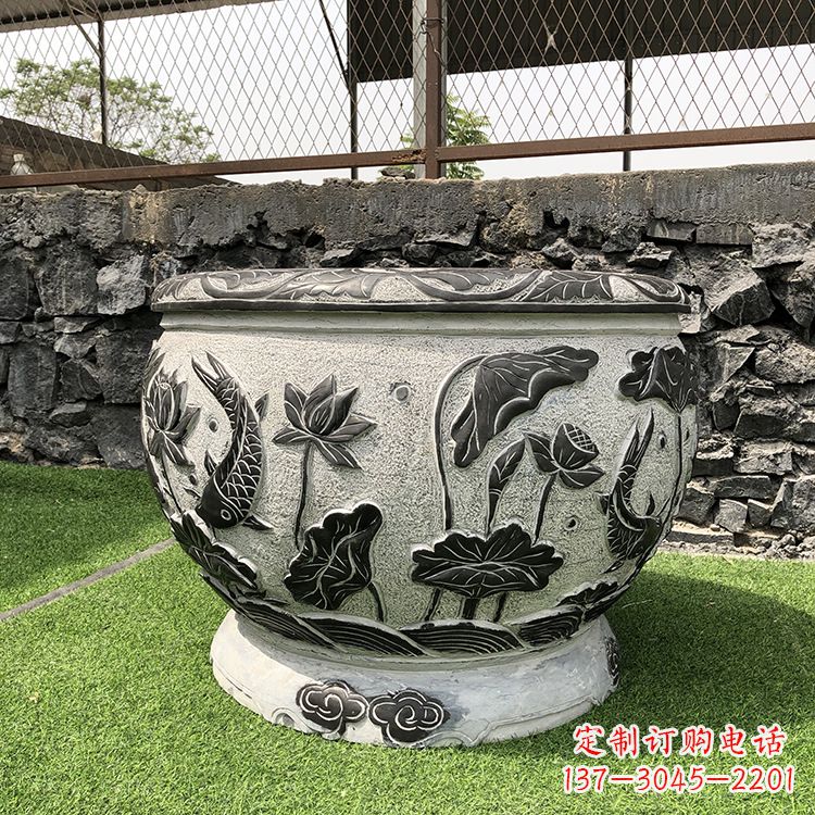 甘肃鱼纹水缸石雕