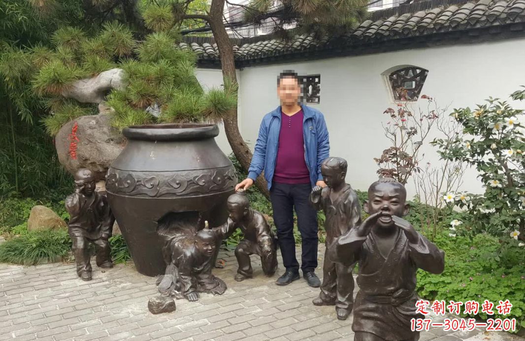 甘肃园林司马光砸缸铜雕