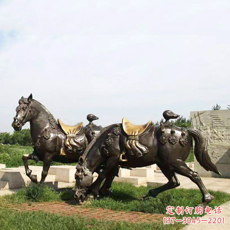 甘肃战马群公园景区动物情景雕塑