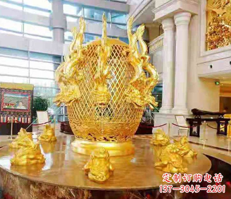 甘肃张衡地动仪企业景观雕塑摆件纯铜鎏金古仪器