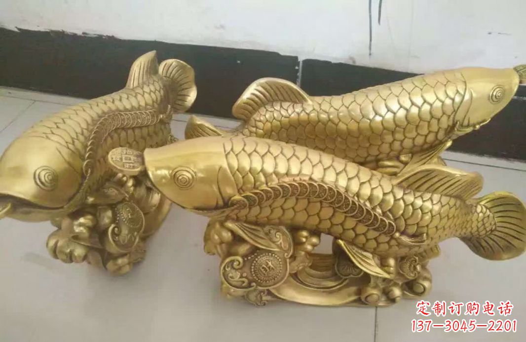 甘肃招财金龙鱼雕塑
