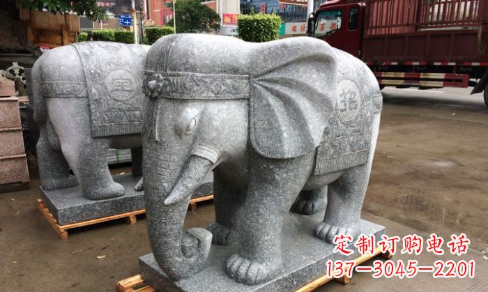 甘肃招财进宝芝麻灰大象石雕 (3)
