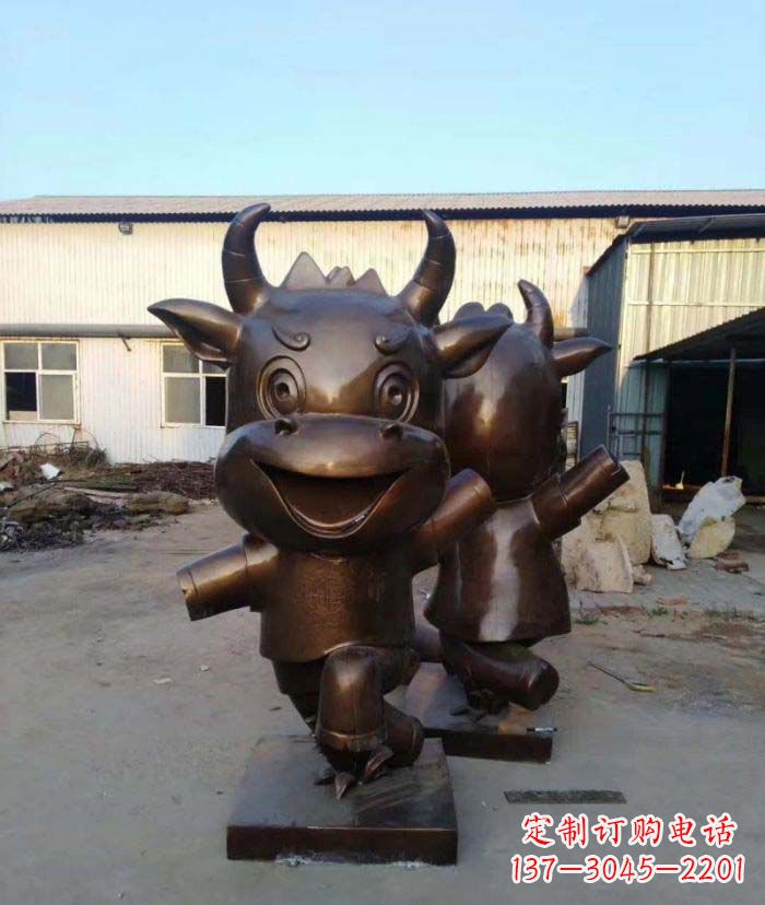 甘肃招财牛玻璃钢仿铜动物雕塑