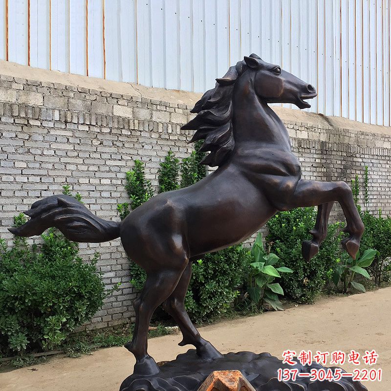甘肃铸铜马儿雕塑