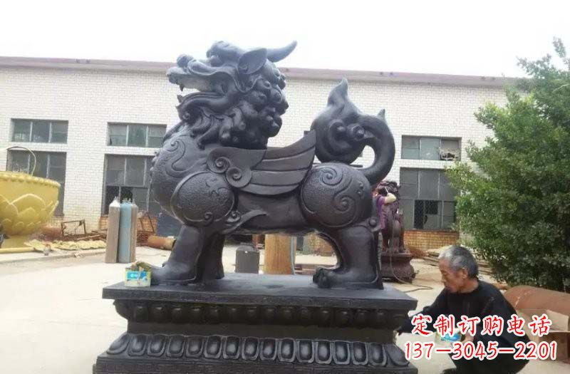 甘肃铸铜门口貔貅雕塑