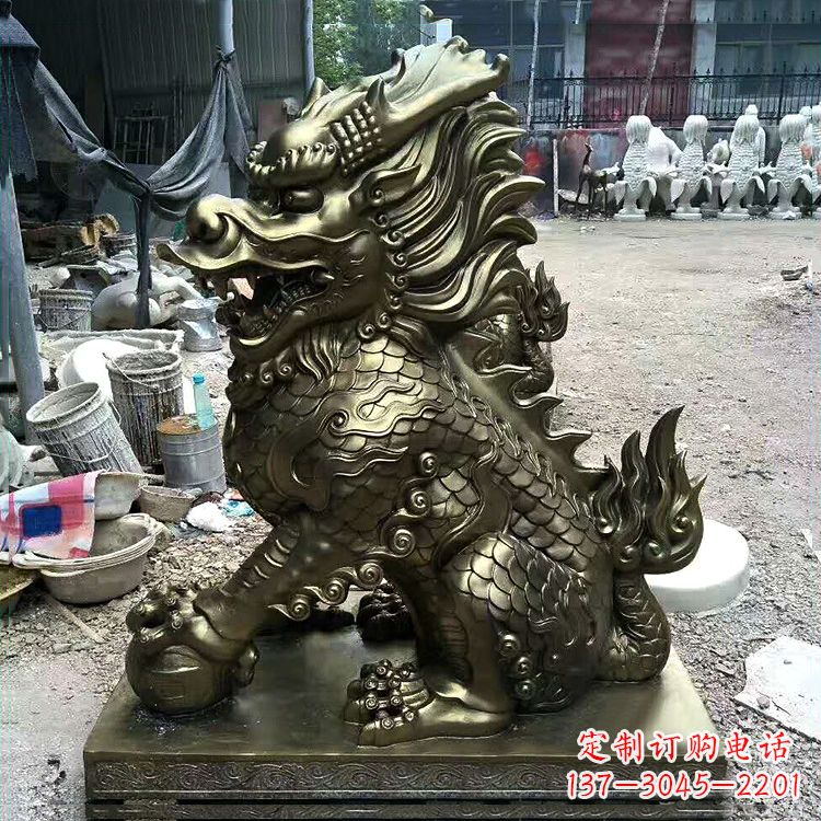 甘肃铸铜麒麟雕塑