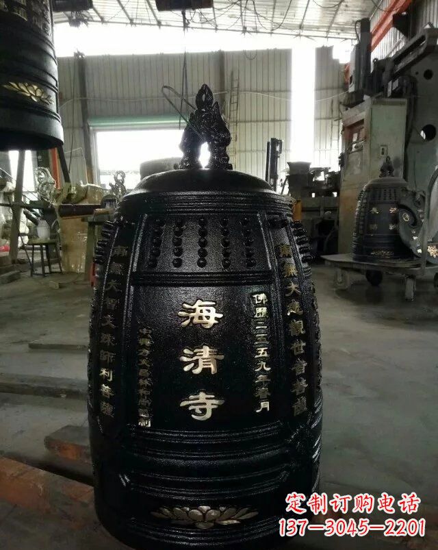 甘肃宗教庙宇铸铜钟
