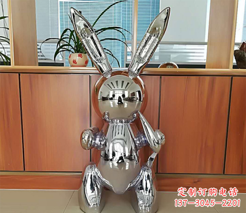 甘肃兔子雕塑摆件