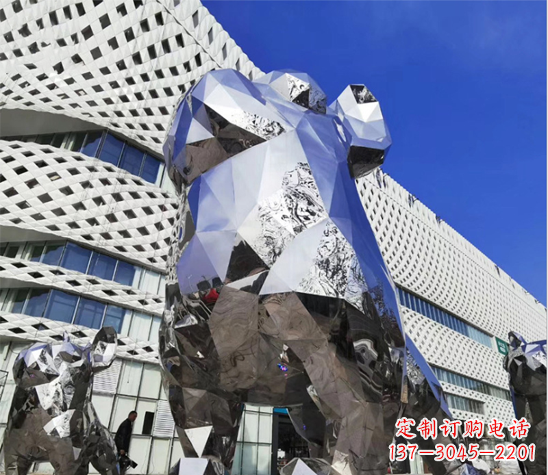 甘肃狗雕塑-广场大型不锈钢几何狗雕塑